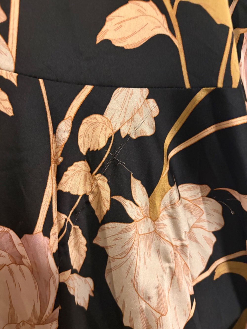 Em + Me romantic rose print midi dress - Picture 4 of 5